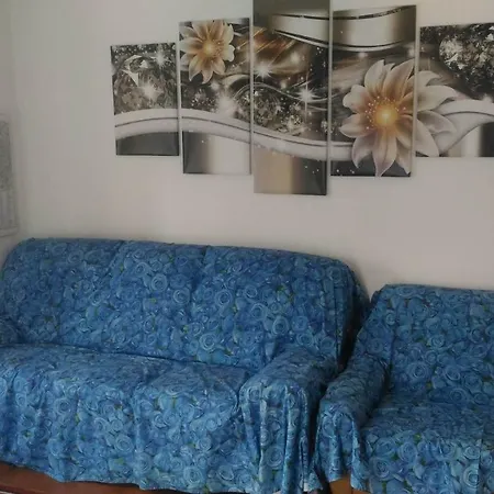 Holiday home Casa Vacanze Terrazzo Sulle Alpi *